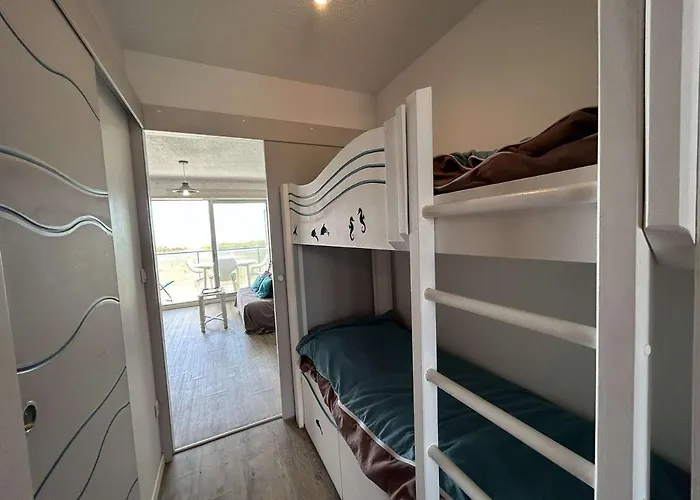 아파트 Cosy Avec Balcon Face - Acces & Parking Prive - Fr-1-224c-241